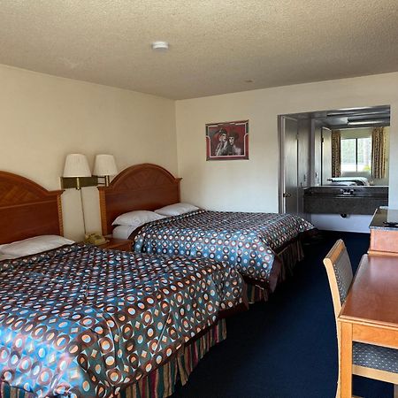 Fiesta Inn Los Angeles - Белл-Гарденс Экстерьер фото