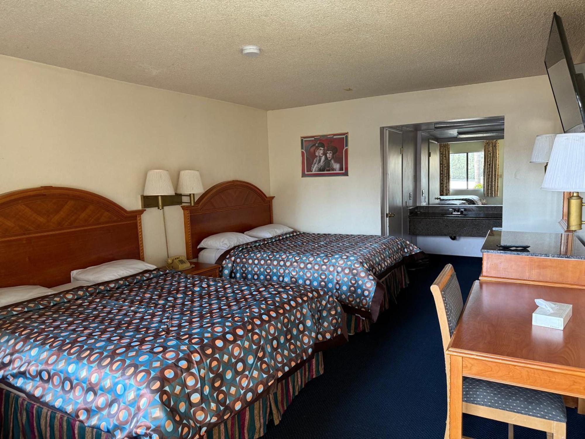 Fiesta Inn Los Angeles - Белл-Гарденс Экстерьер фото