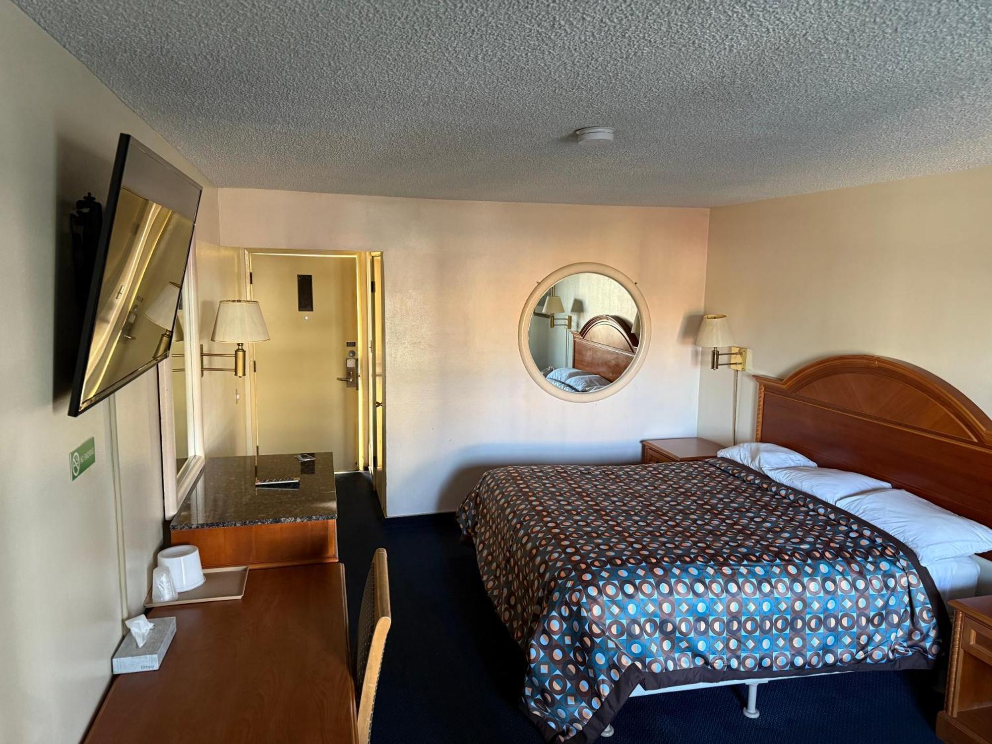 Fiesta Inn Los Angeles - Белл-Гарденс Экстерьер фото
